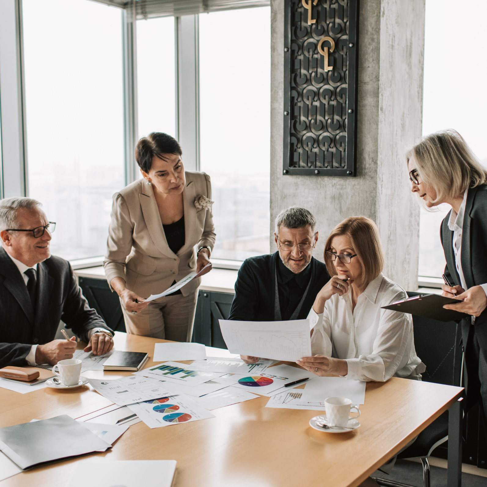 Une équipe achats analyse les tendances achats 2026